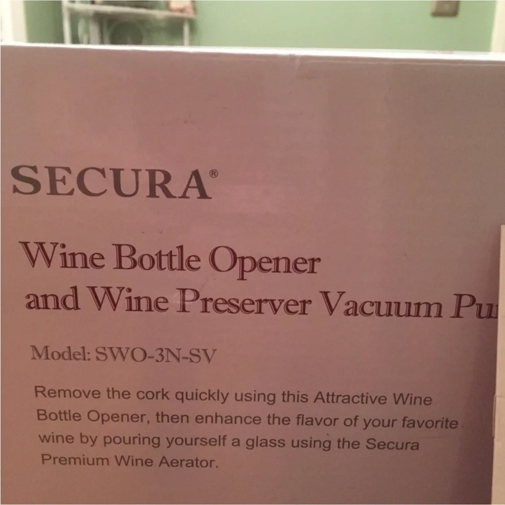 Secura Wine Bottle Opener and Preserver Set